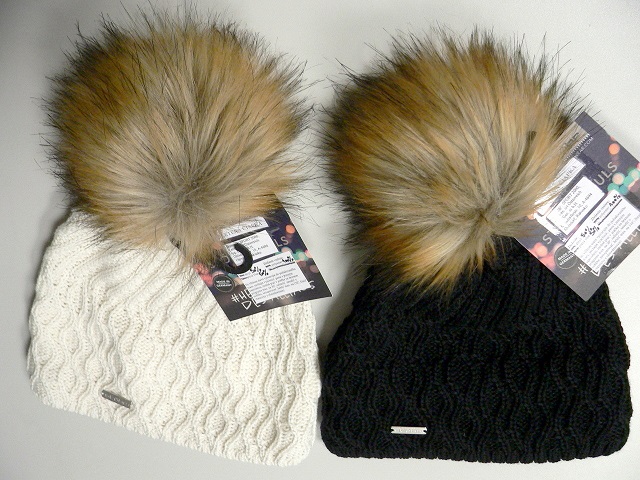 Dámske zimné čiapky s brmbolcom Stohr Esha