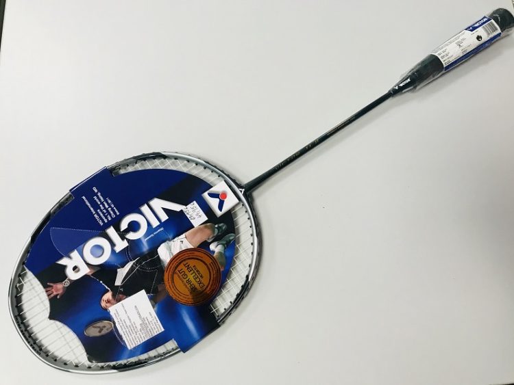 Badmintonová raketa VICTOR TI 8