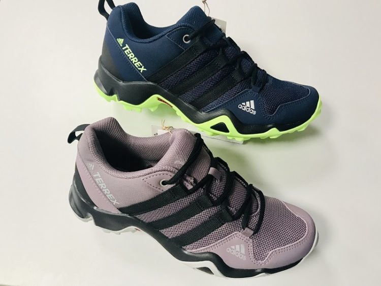 Dámska alebo juniorská trekingová obuv ADIDAS Terrex AX2R K new colors 2020