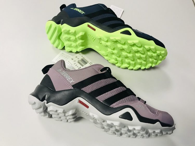 Dámska alebo juniorská trekingová obuv ADIDAS Terrex AX2R K new colors 2020