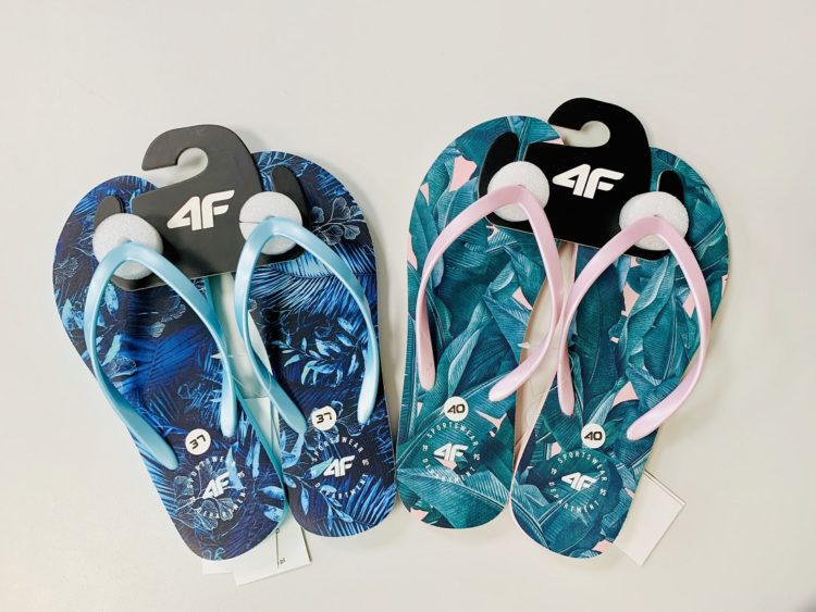 Dámske letné žabky 4F Sport Flower Flip-flop Summer 2020