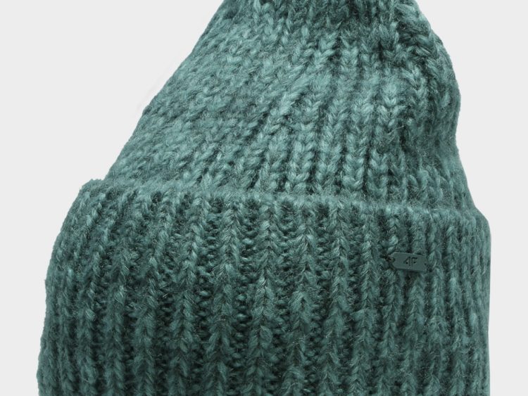 AKCIA nová kolekcia: Dámske pletené čiapky 4F Snowboard Collection ZIMA 2020/21