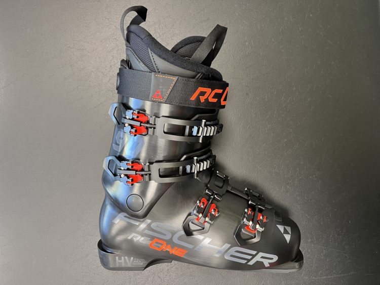 AKCIA: Pánska lyžiarska obuv FISCHER RC ONE 90 HV black/red