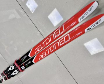 2022/23 nová kolekcia: Juniorské bežecké lyže PELTONEN Tiger Step šupiny + viazanie Rottefella Basic NNN + Ski Holder
