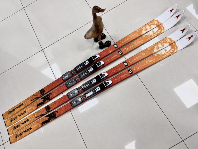AKCIA: Backcountry bežky Asnes Cecilie Skog  Skinlock BC ski Waxless + viazanie BC Auto