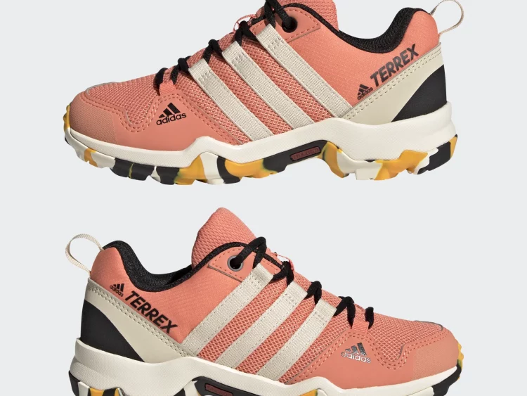 Dámska alebo juniorská trekingová obuv ADIDAS Terrex AX2R K