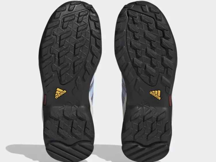 Dámska alebo juniorská trekingová obuv ADIDAS Terrex AX2R K