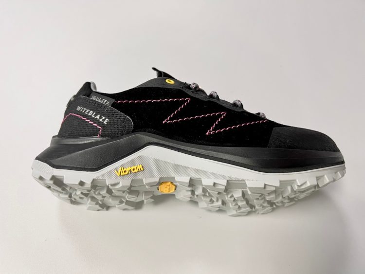 2024 AKCIA Witeblaze: Dámska trekingová obuv Evo Trail Vibram® High-Tex Lady Low