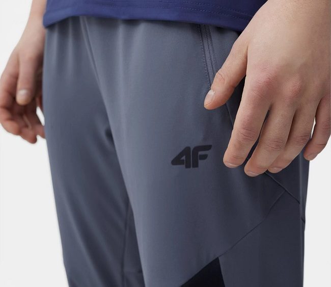 4F nová kolekcia 2023: Pánske rýchloschnúce tréningové nohavice