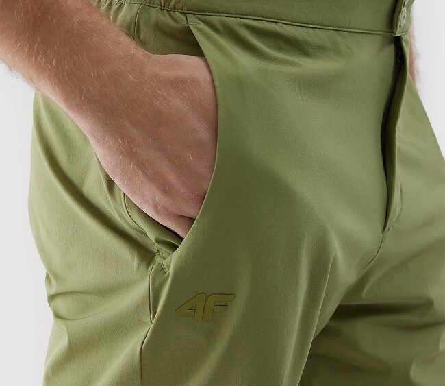 Akcia nová kolekcia 4F: Pánske trekingové šortky 4Way Stretch TFSHM425 olive