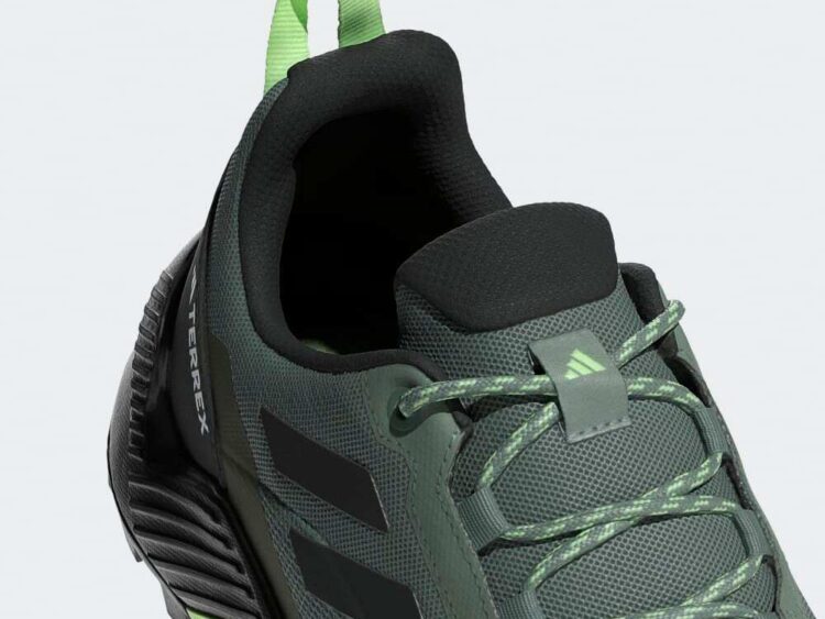 2024 new edition: Pánska trekingová obuv Adidas TERREX EASTRAIL 2.0 HIKING Green Spark