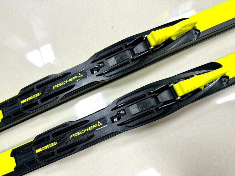 AKCIA: Juniorské bežky FISCHER Sprint Crown IFP s viazaním NNN