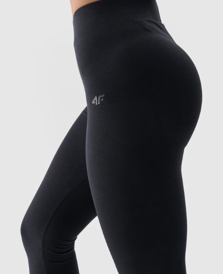 Dámske bavlnené slim legíny 4F TTIGF195