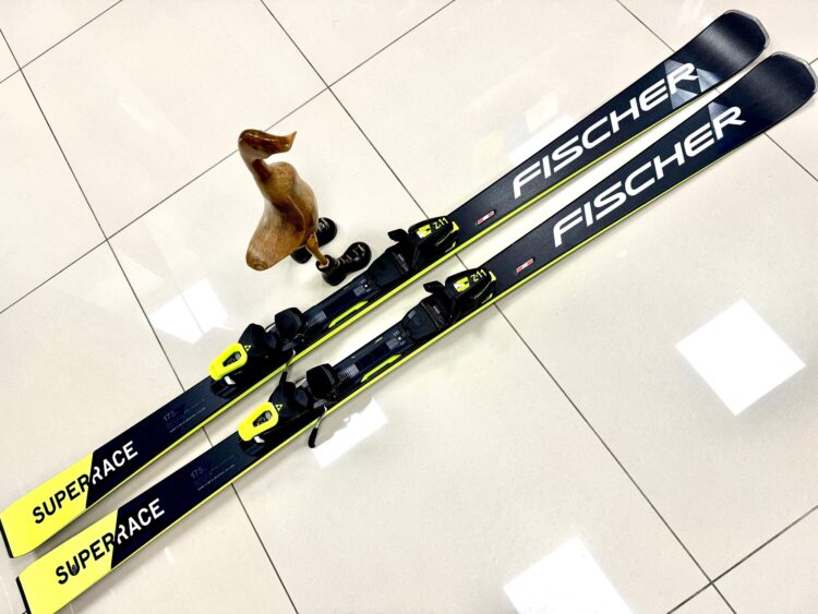 2025 AKCIA new winter: Lyže Fischer RC4 SUPERRACE + viazanie RC4 Z11 GW Powerrail