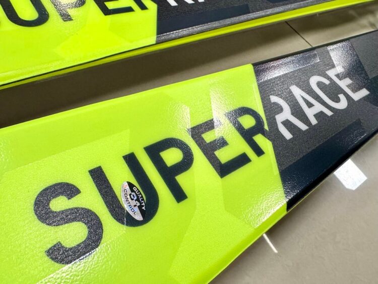 2025 AKCIA new winter: Lyže Fischer RC4 SUPERRACE + viazanie RC4 Z11 GW Powerrail