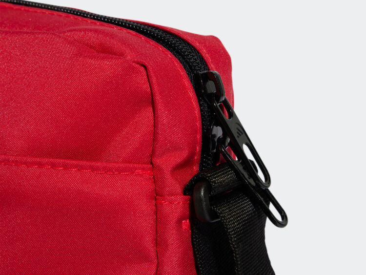2025 new edition: Príručná kapsička cez plece ADIDAS Linear Travel Organizer