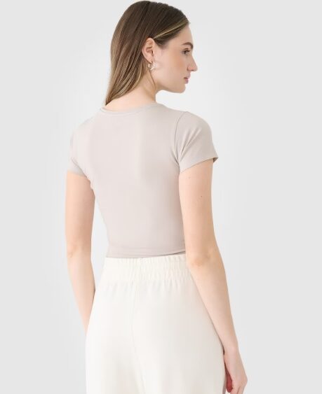 4F new collection: Dámske crop-top bavlnené tričko TTSHF2695