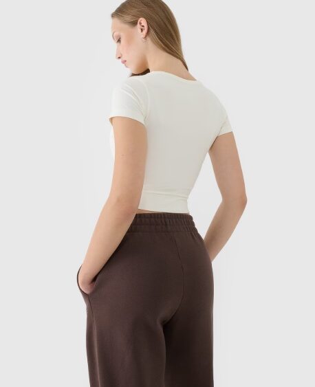 4F new collection: Dámske crop-top bavlnené tričko TTSHF2695