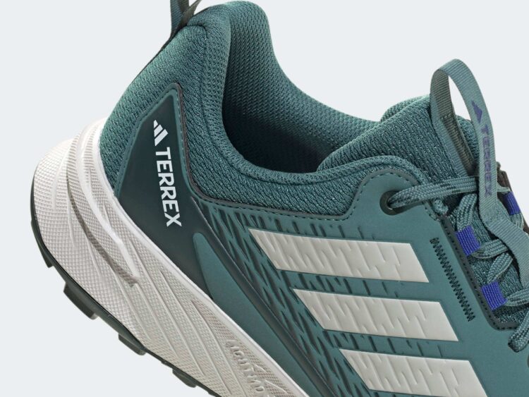 Pánske tenisky TERREX Tracefinder Trail Running