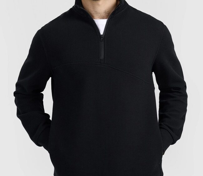 4F Akcia: Pánska voľnočasová oversize mikina TSWSM1930 black