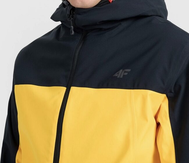 4F Akcia: Pánska lyžiarska bunda NeoDry 5.000 TTJAM0787 black/yellow