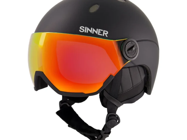 2026 AKCIA: Lyžiarska prilba so štítom Sinner Titan Visor Matte Black