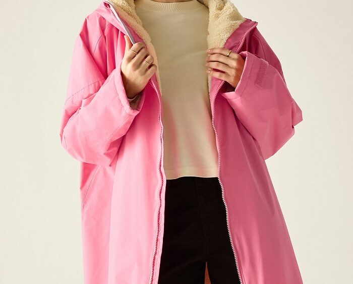 Dámsky nepremokavý oversize dlhý plášť Regatta Adult Waterproof Robe RUW007