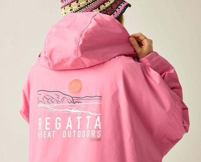 Dámsky nepremokavý oversize dlhý plášť Regatta Adult Waterproof Robe RUW007