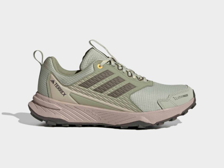 Dámske trailové tenisky Adidas TERREX Tracefinder 2 CLIMAPROOF Trail Running