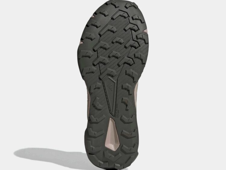 Dámske trailové tenisky Adidas TERREX Tracefinder 2 CLIMAPROOF Trail Running