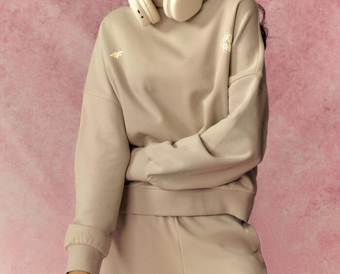 2026 4F nová kolekcia: Dámska oversize tepláková mikina s kapucňou TSWSF2912 beige