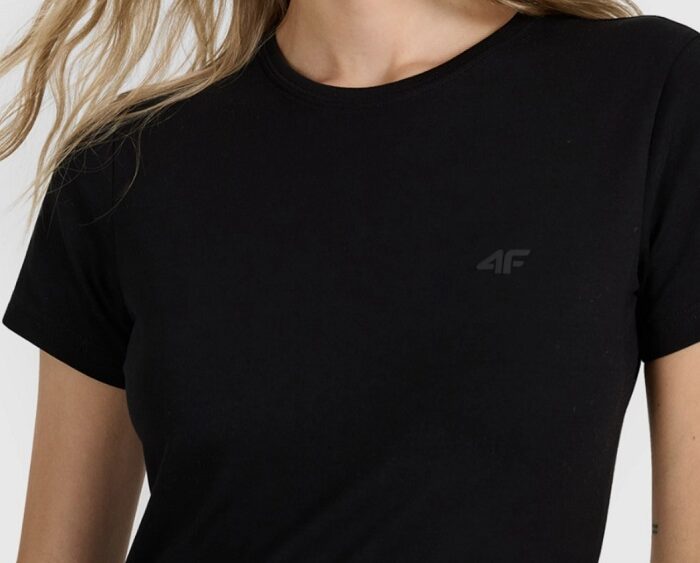2026 4F nová kolekcia: Dámske bavlnené slim fit tričko TTSHF2255 black