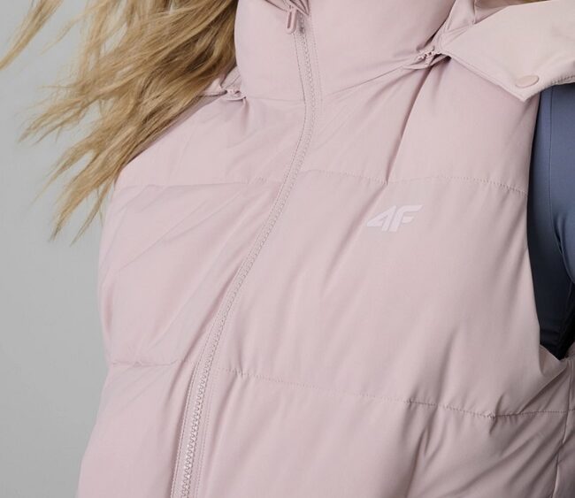 2026 4F nová kolekcia: Dámska vesta so syntetickou výplňou TVJAF415 light pink
