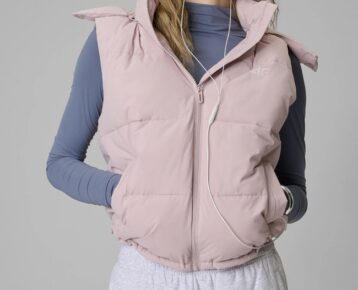2026 4F nová kolekcia: Dámska vesta so syntetickou výplňou TVJAF415 light pink