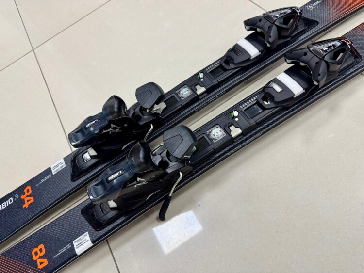 AKCIA ELAN : Zjazdové lyže s viazaním ELAN Amphibio 84 Titanium Fusion 176cm + viazanie EL 11