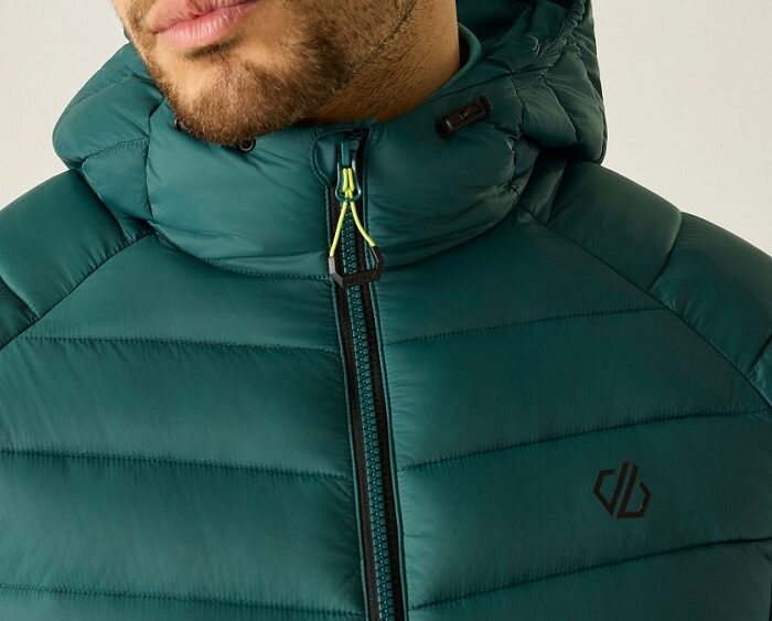 2026 Akcia Dare2b nová kolekcia: Pánska zateplená bunda Torrek Baffled Padded Jacket DMN458 mediterranea