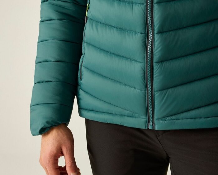 2026 Akcia Dare2b nová kolekcia: Pánska zateplená bunda Torrek Baffled Padded Jacket DMN458 mediterranea