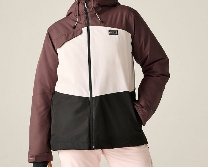 2026 Akcia Dare2b nová kolekcia: Dámska lyžiarska bunda Powder Jacket DWP642 huckleberry